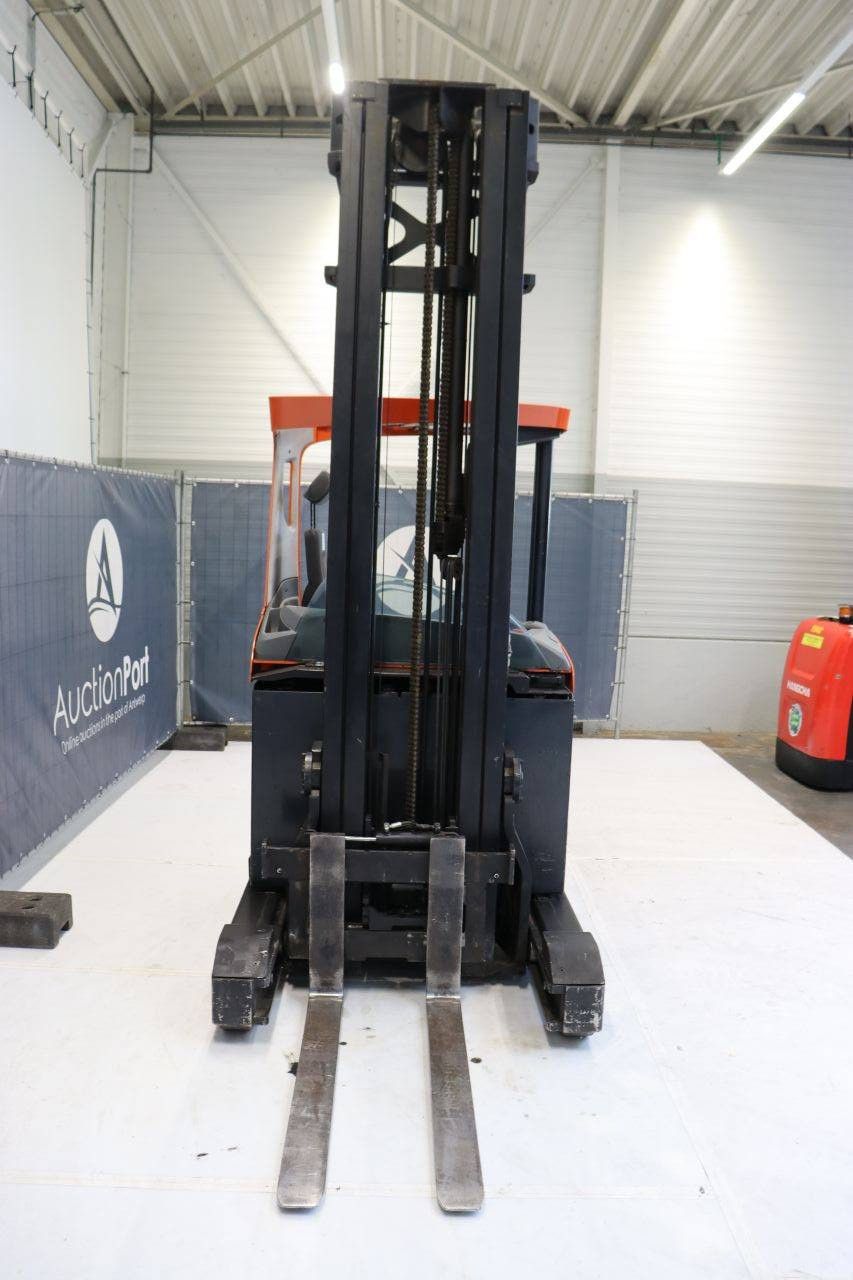 Reach truck BT Reflex RT002 Electric 1400kg 6.3m