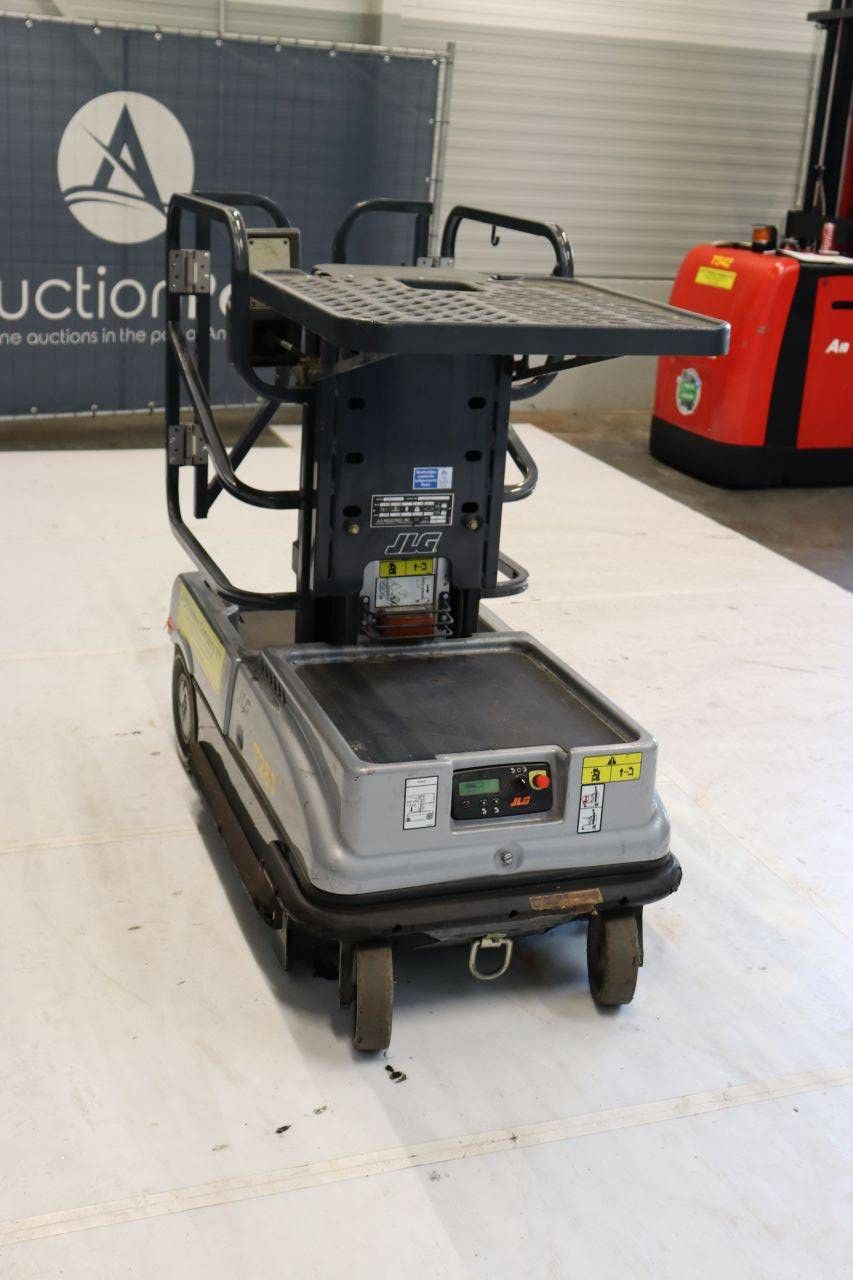 JLG 10MSP Elektrischer Mastlift 275 kg 2011