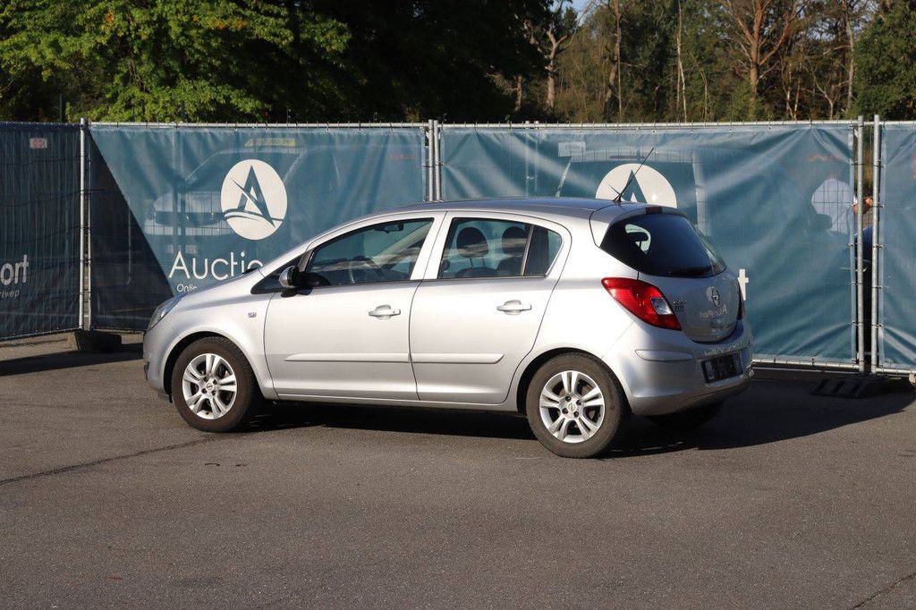 Pkw Opel Corsa Benzin 80 PS 2007 (Margin)