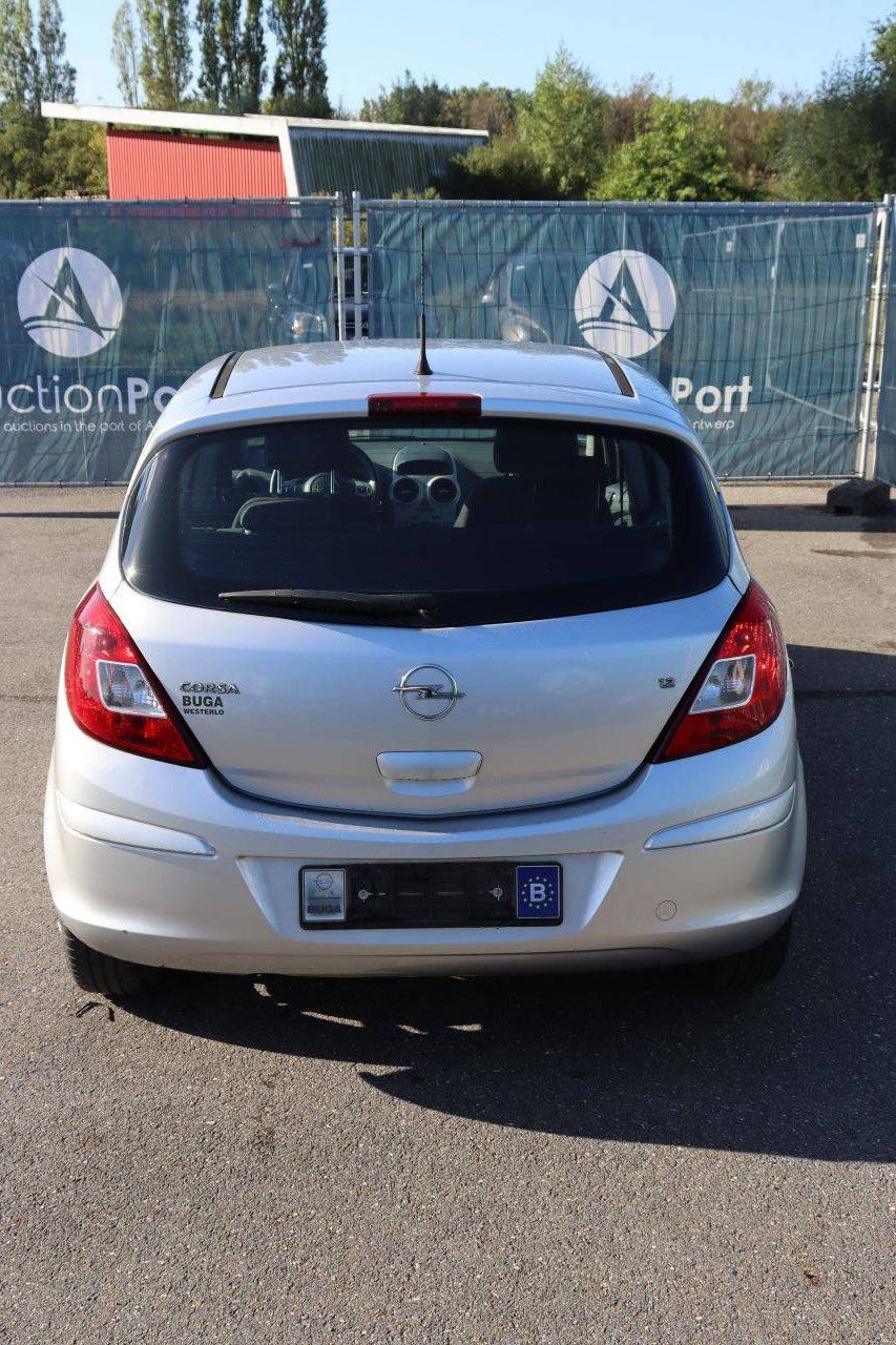 Pkw Opel Corsa Benzin 80 PS 2007 (Margin)