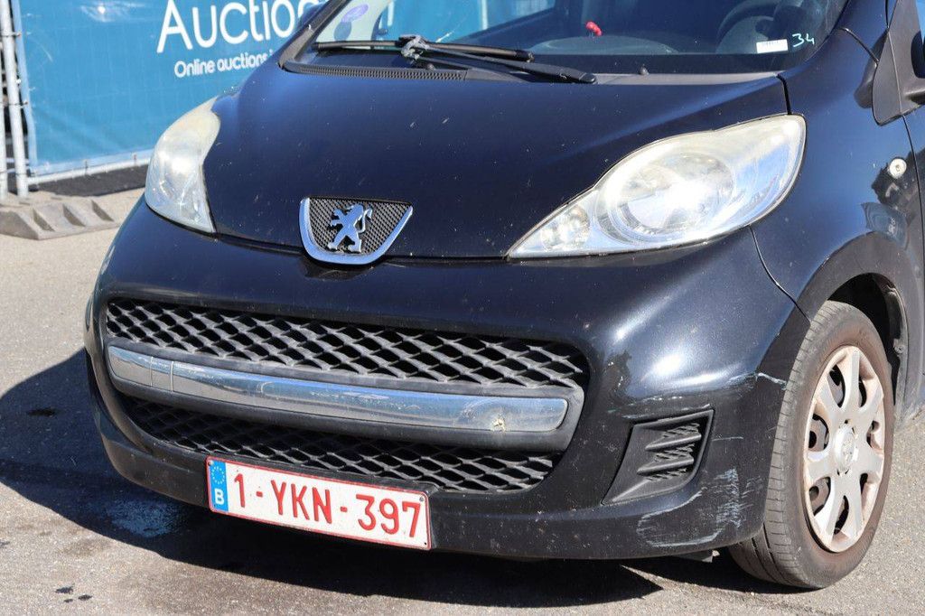 Passenger car Peugeot 107 Petrol 68hp 2011 (Margin)
