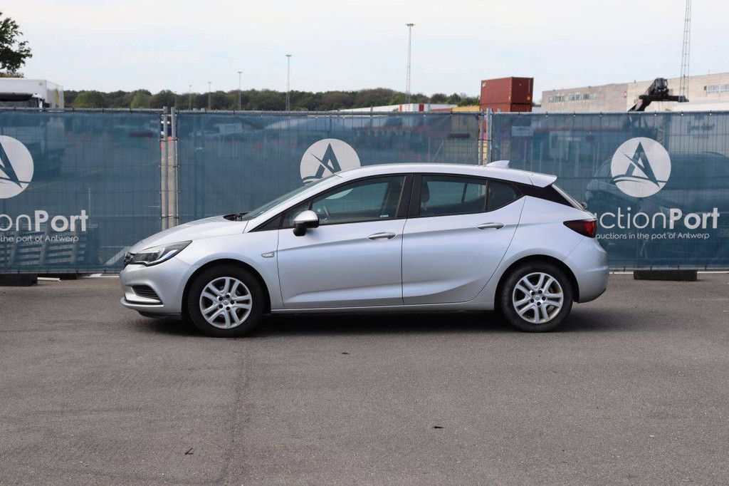 Pkw Opel Astra Benzin 105 PS 2017 (Marge)