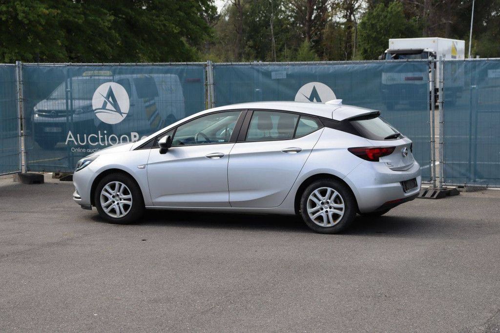 Pkw Opel Astra Benzin 105 PS 2017 (Marge)