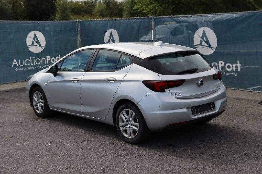 Pkw Opel Astra Benzin 105 PS 2017 (Marge)