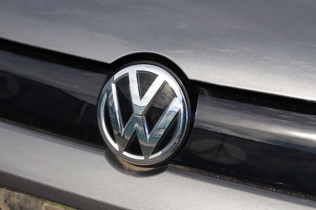 Passenger car Volkswagen Polo Petrol 75hp 2014 (Margin)