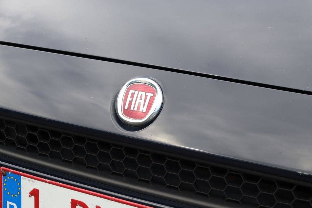 Pkw Fiat Punto Benzin 69 PS 2016 (Marge)