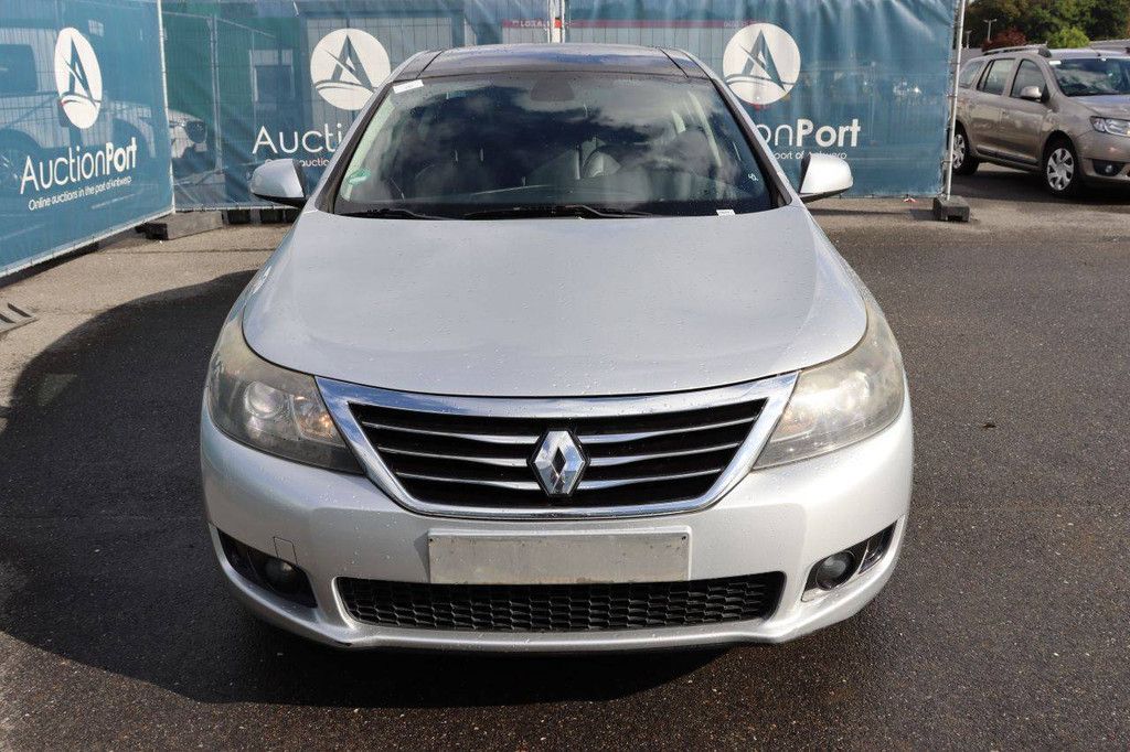Passenger car Renault Latitude Diesel 149hp 2012 (Margin)