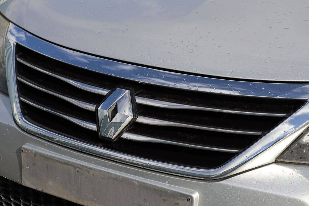 Passenger car Renault Latitude Diesel 149hp 2012 (Margin)