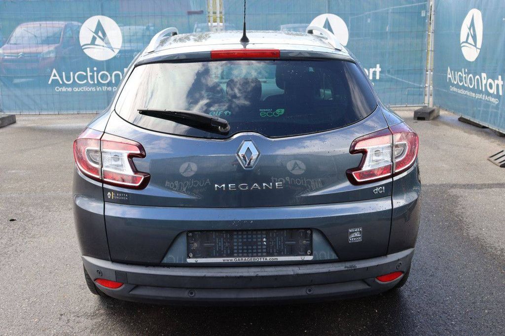 Renault Megane Diesel Station Wagon 110hp 2015 (Margin)