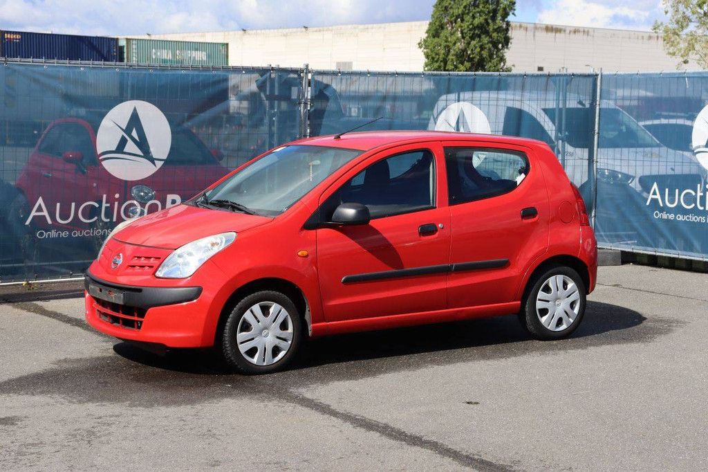 Pkw Nissan Pixo Benzin 68 PS 2010 (Margin)