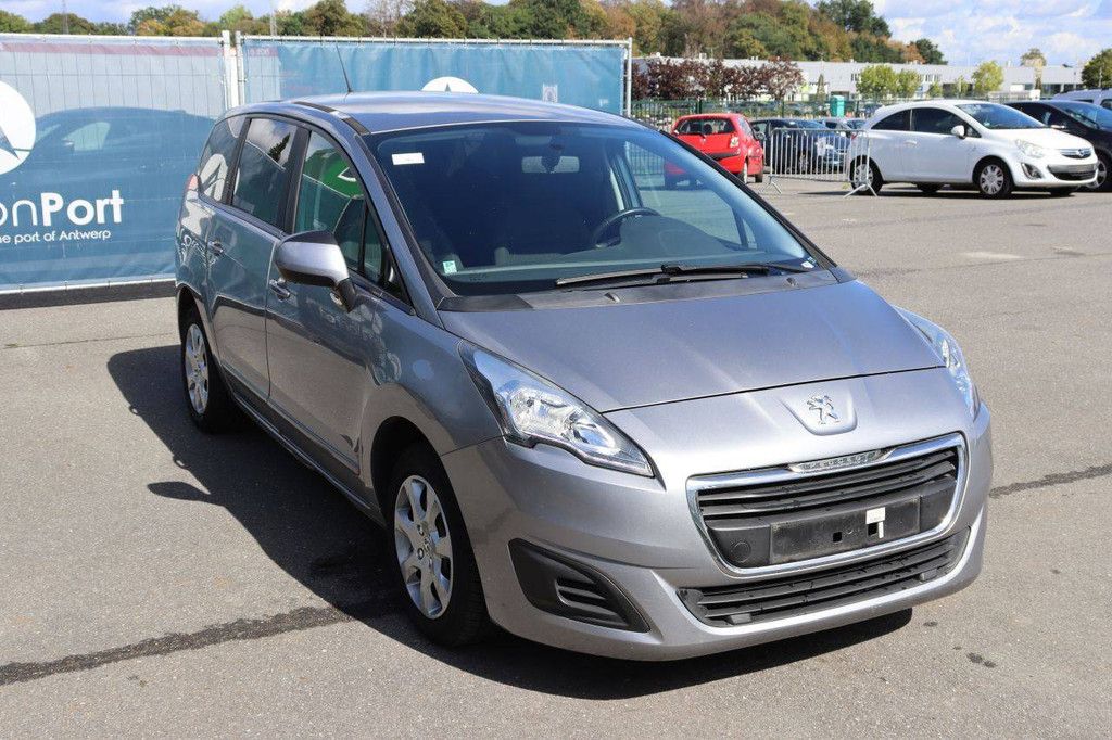 Peugeot 5008 Station Wagon Petrol 130hp 2015 (Margin)