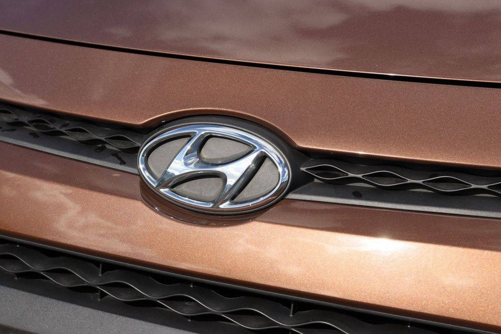 Hyundai i10 Petrol 66hp Passenger Car 2016