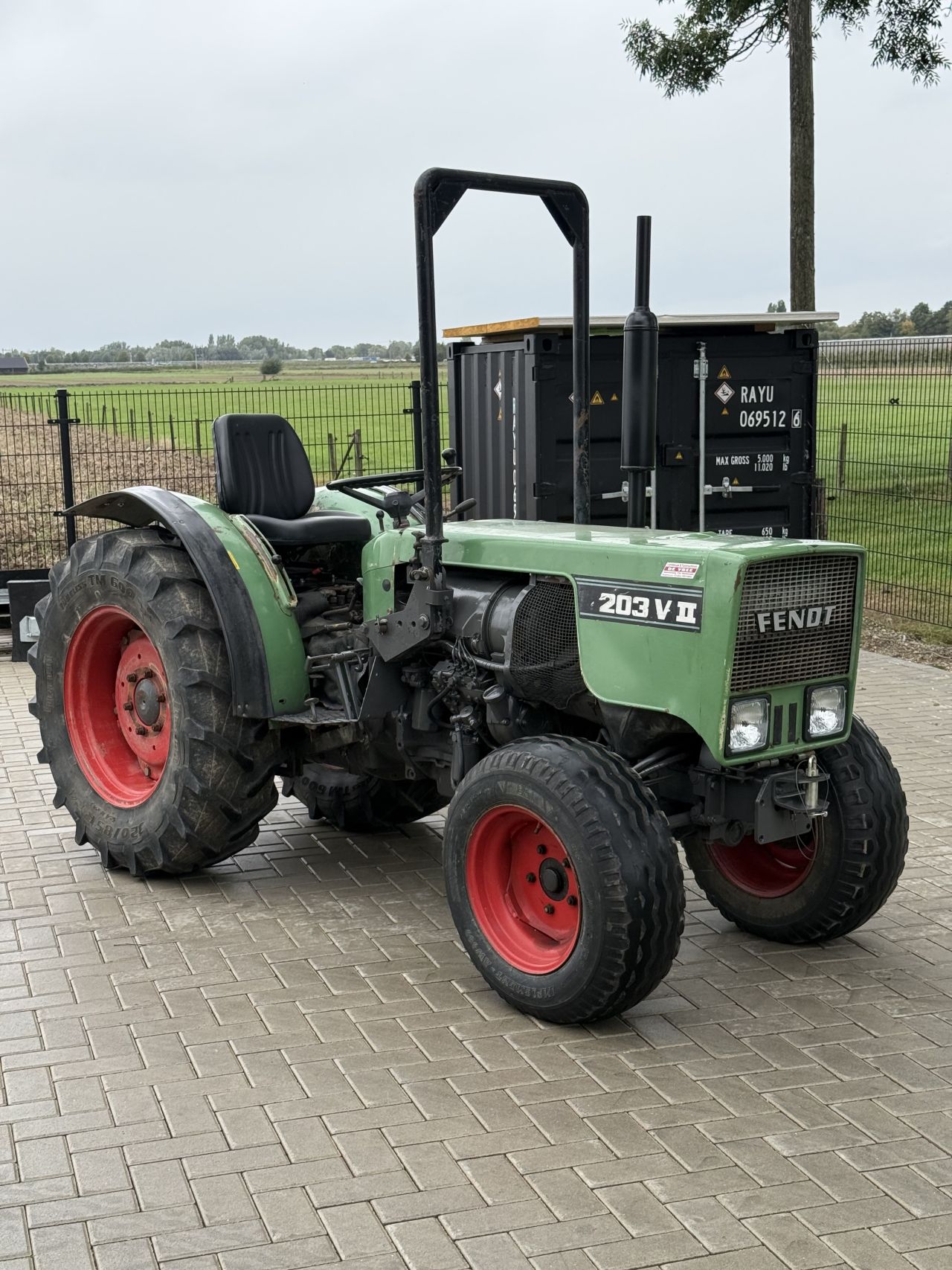 Fendt 203v2 smalspoor