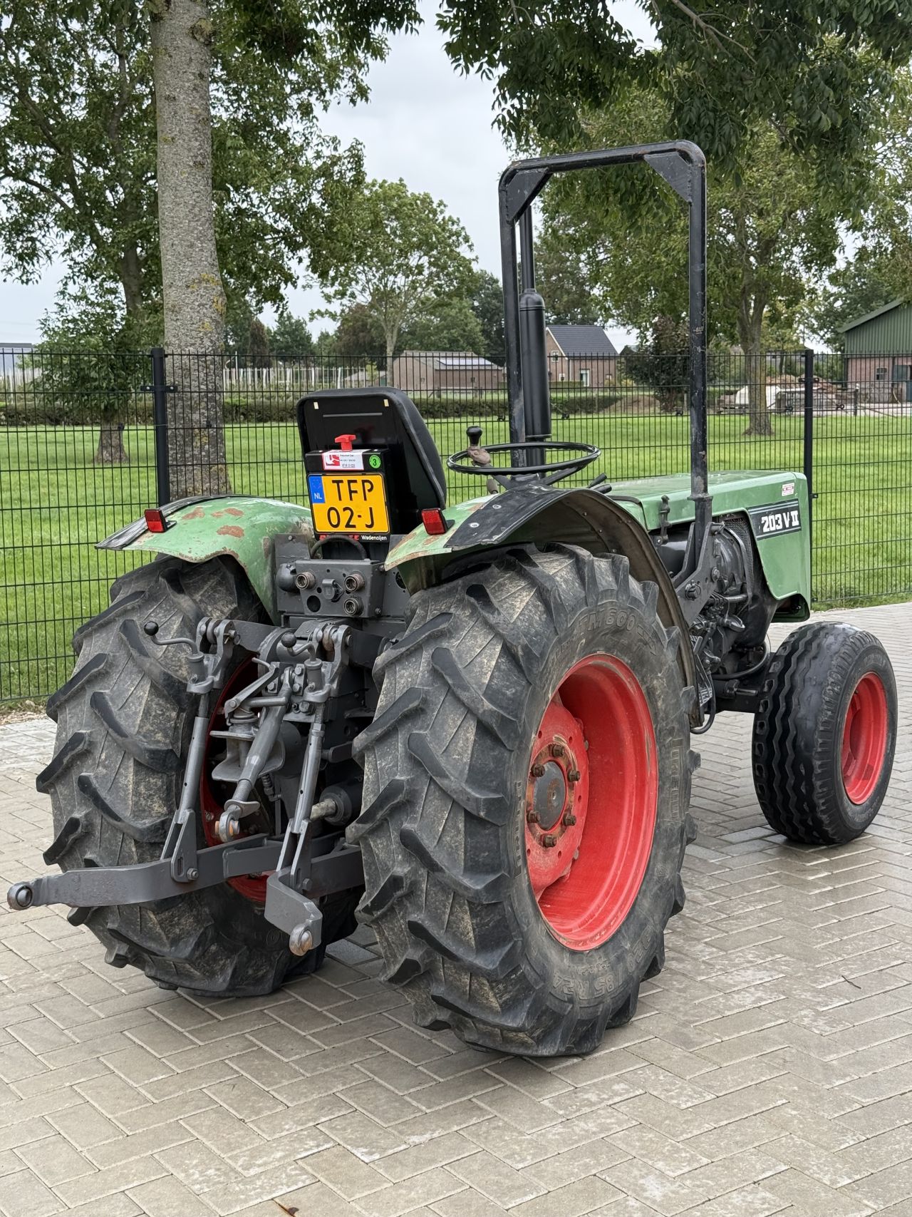Fendt 203v2 smalspoor