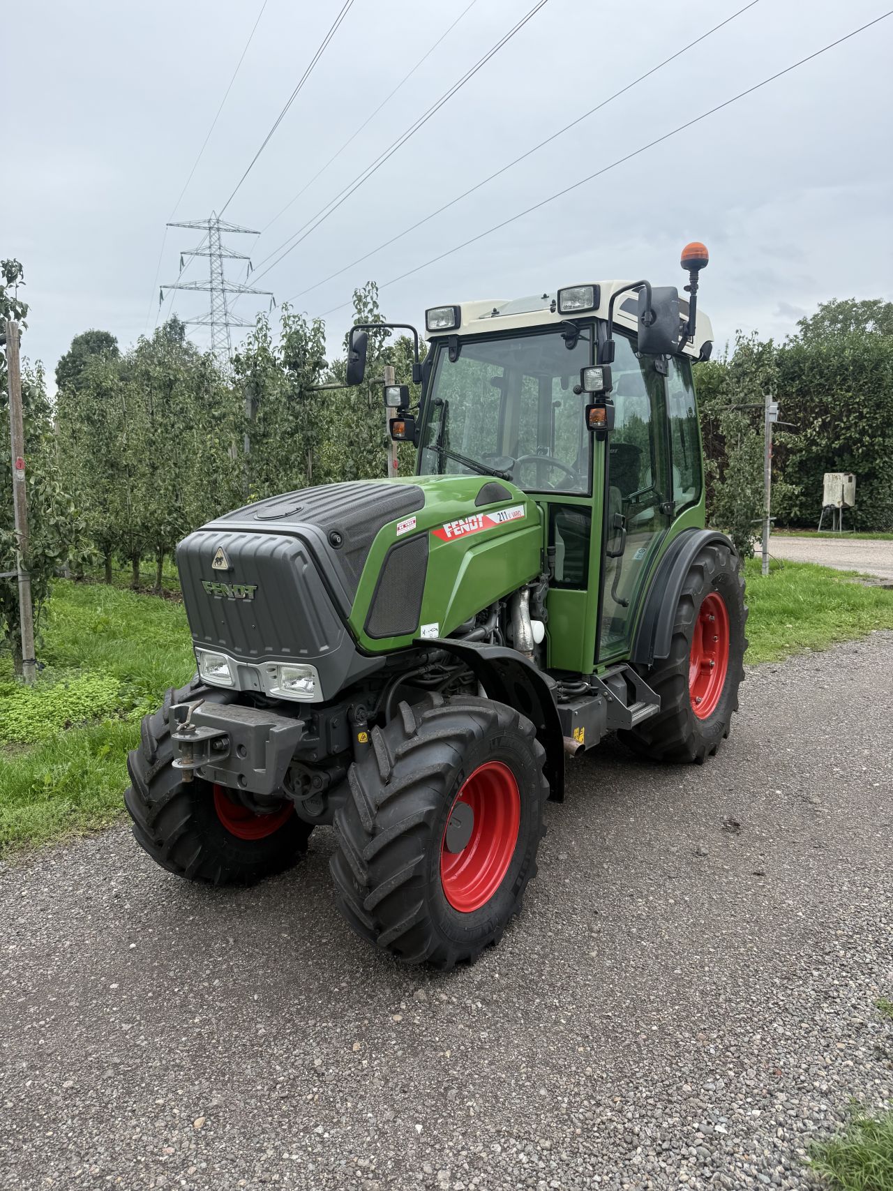 Fendt 208 V S3 smalspoor | Bouwjaar 2021 | Slechts 3100 uur |
