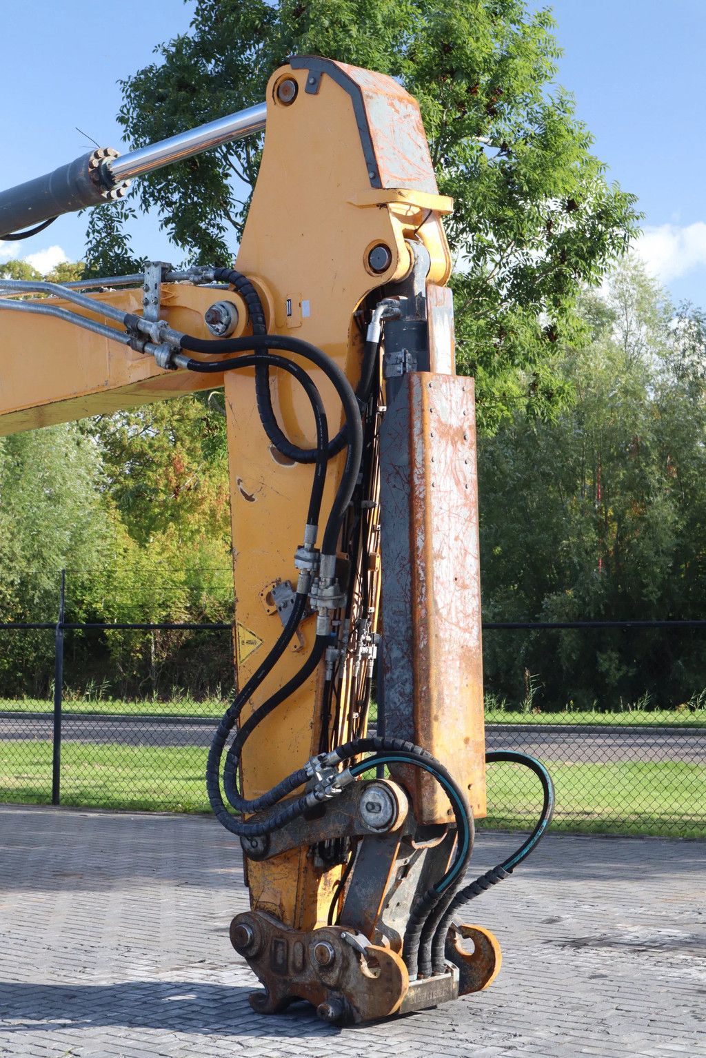 Liebherr R946 LC | STRAIGHT BOOM | TILT CAB | LIKUFIX