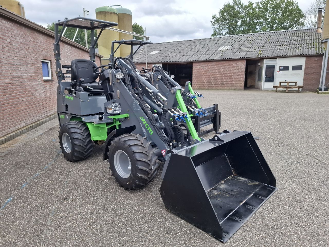 Nieuwe L1460 WCM minishovel Shovels Shovel