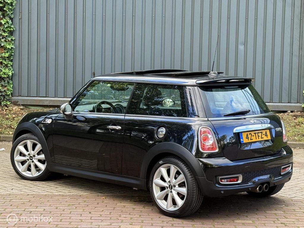 Mini 3-Deurs 1.6 Cooper S 10 Years IIPano|Stoelverw|Automaat