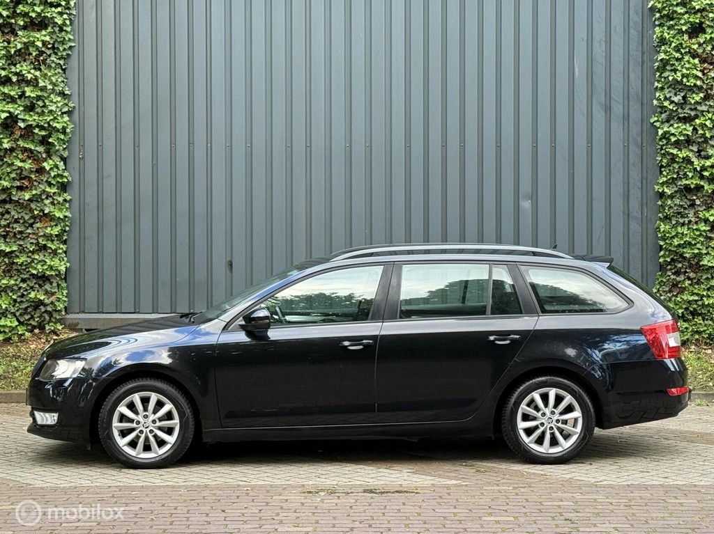 Skoda Octavia Combi 1.2 TSI 2e Eignr|Navi|Pdc|Trekhaak|Lmv