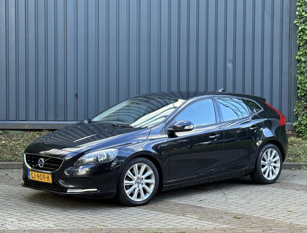 Volvo V40 1.6 D2 |Automaat|LED|Navi|Trekhaak|Boekjes