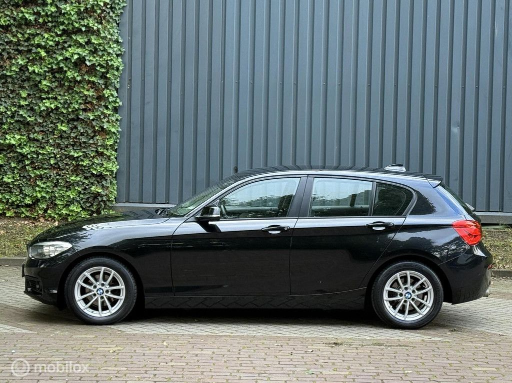 BMW 1-serie 116d Sport |Automaat|Stoelverw|LED|Pdc|Boekjes