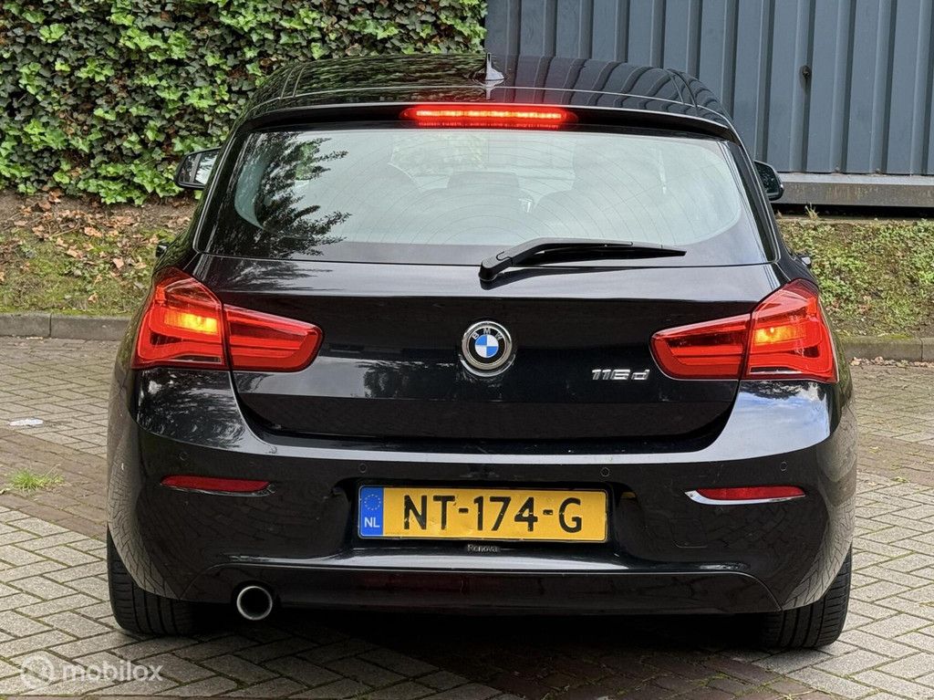 BMW 1-serie 116d Sport |Automaat|Stoelverw|LED|Pdc|Boekjes