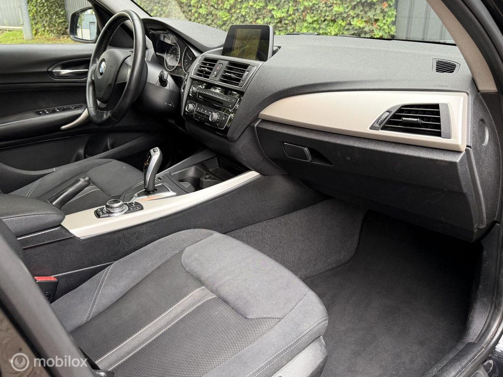 BMW 1-serie 116d Sport |Automaat|Stoelverw|LED|Pdc|Boekjes