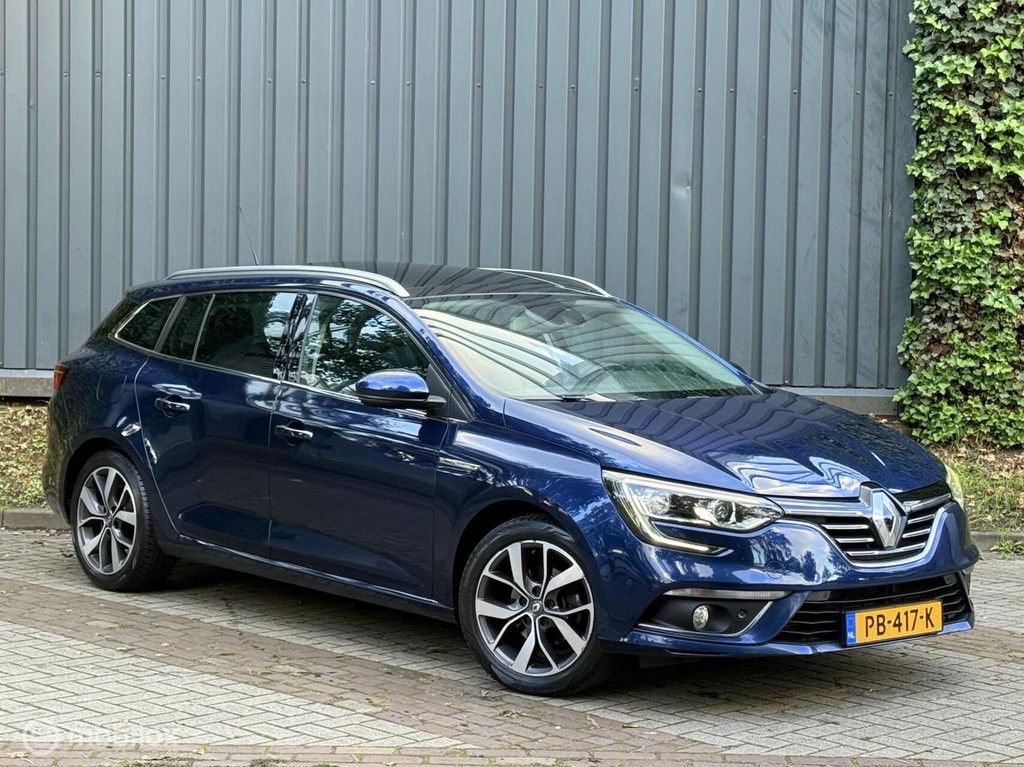 Renault Megane Estate 1.2 TCe Bose |Pano|Camera|Keyless|Nap