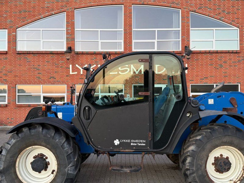 New Holland LM 7.35