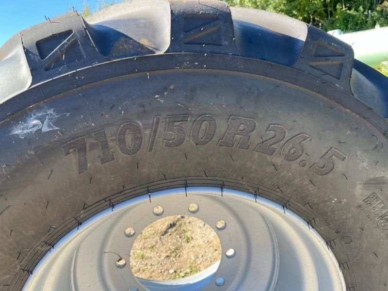 BKT 710/50 R26.5 FL 630 Ultra