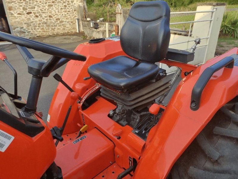 Kubota L3200DW