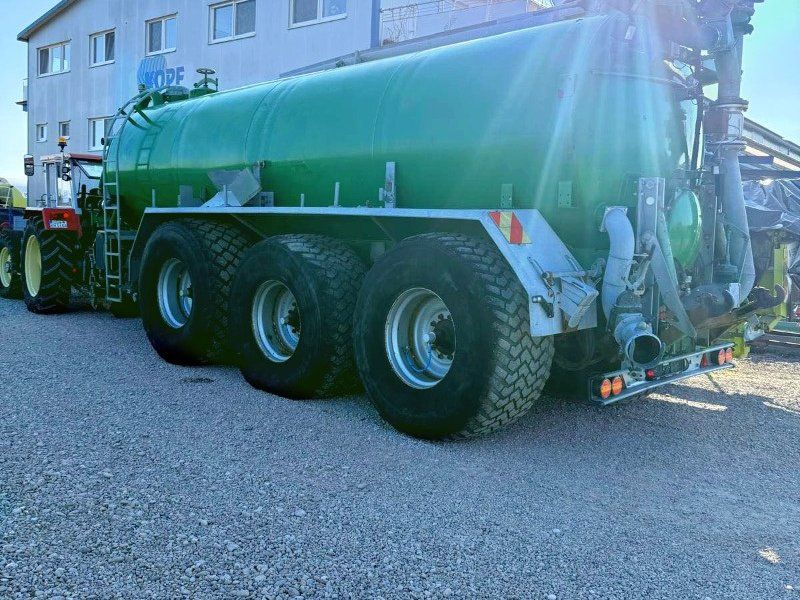 Garant Kotte Kreiselpumpenfass 24.000L Tridem Mengenregler