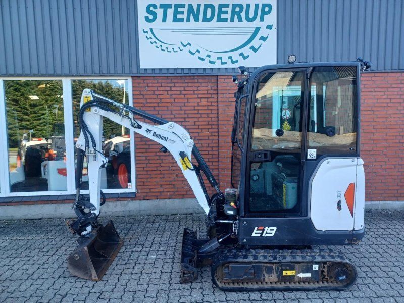 Bobcat E19