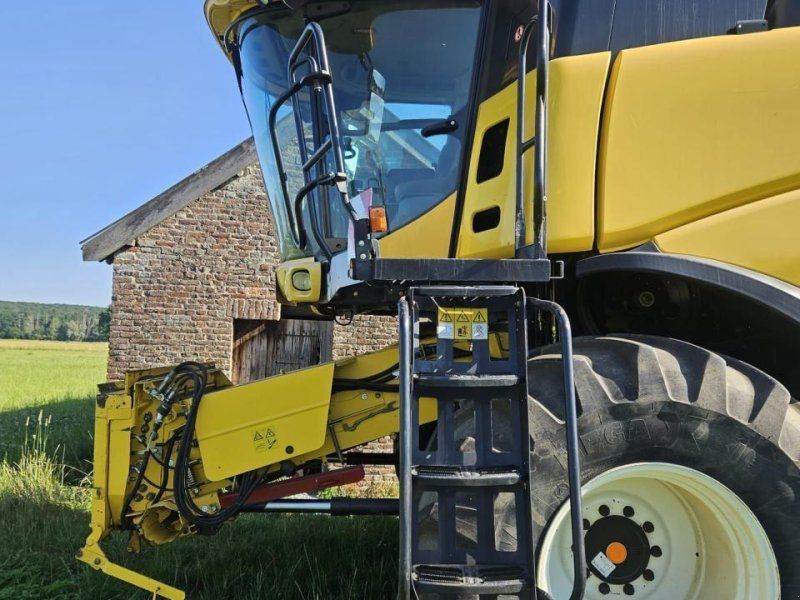 New Holland CX 880