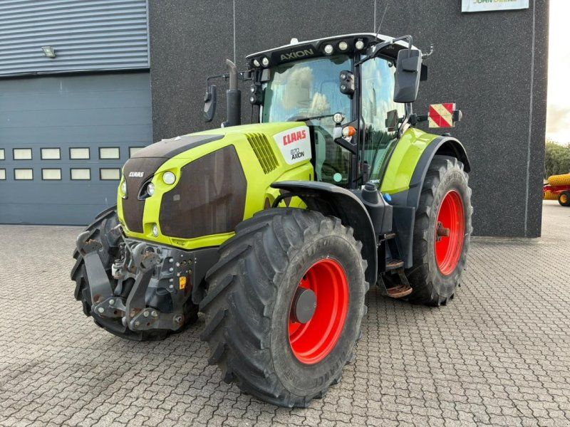 Claas AXION 870