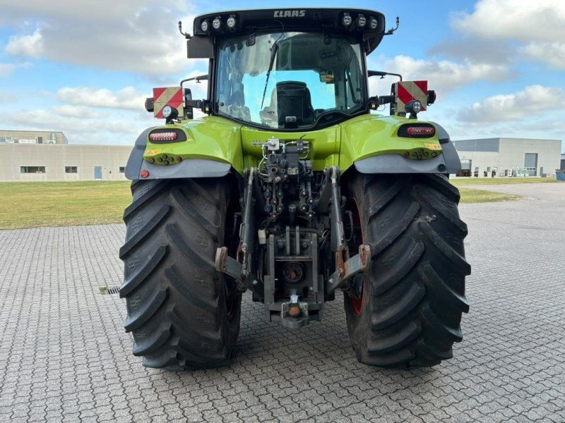 Claas AXION 870
