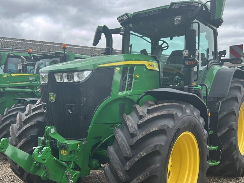John Deere 7R350 Front PTO