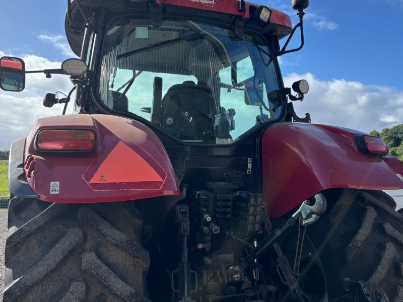 Case IH Puma 145 CVX Frontlift og aff foraksel