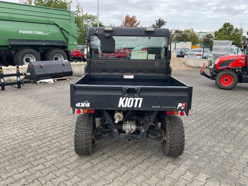 Kioti K9 2410 C