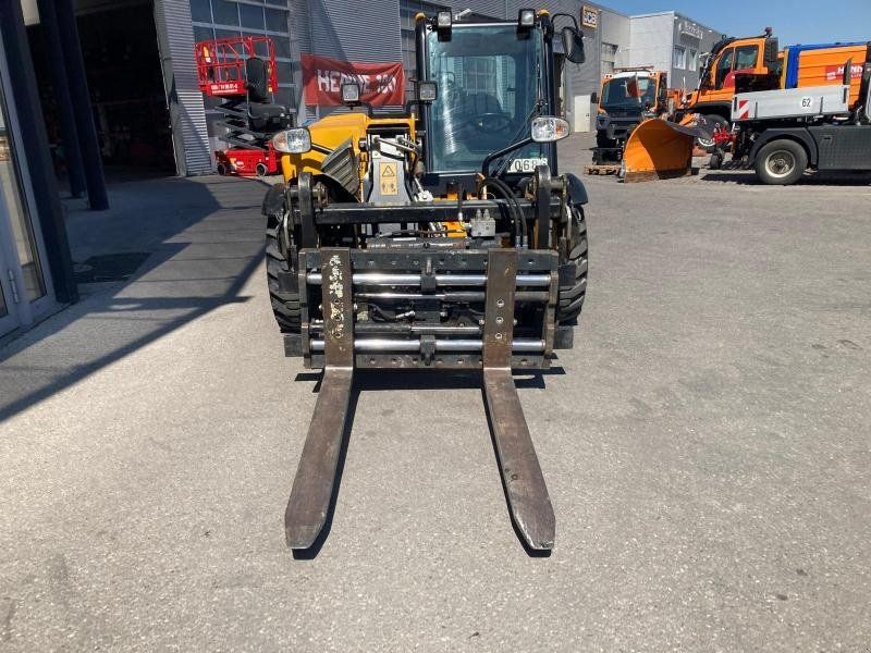 JCB 525-60HI-VIZ