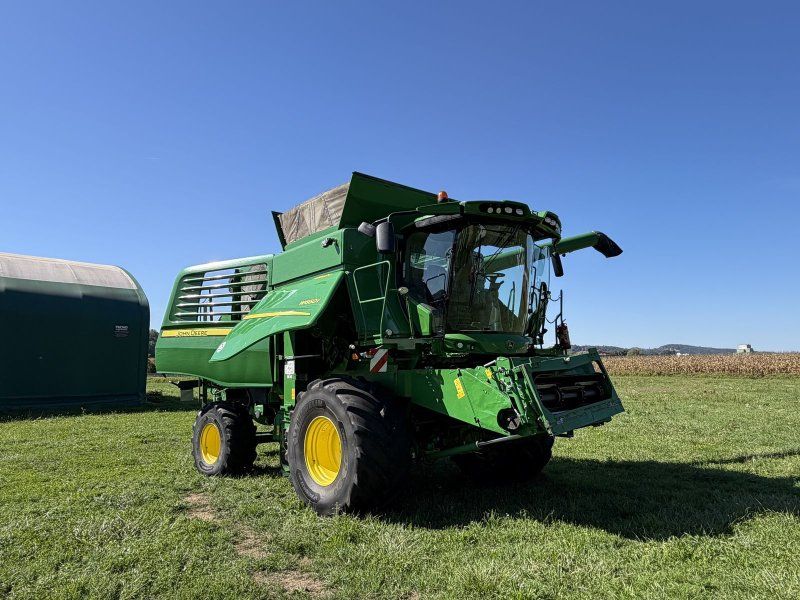 John Deere W660