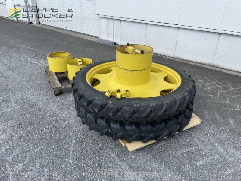 Michelin Zwillingsräder 230/95 R48 incl. Kupplungen