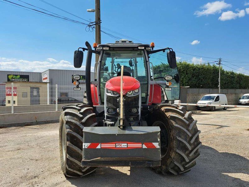 Massey Ferguson 7S210