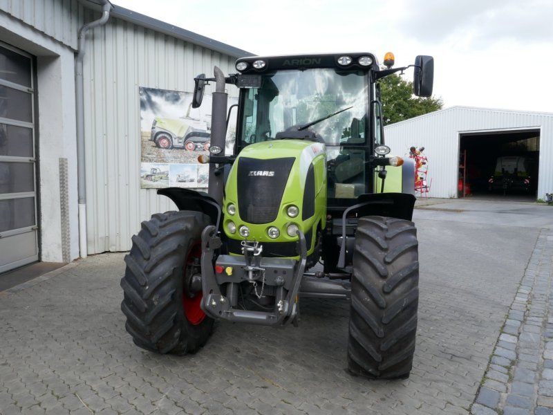 Claas Arion 520 CIS