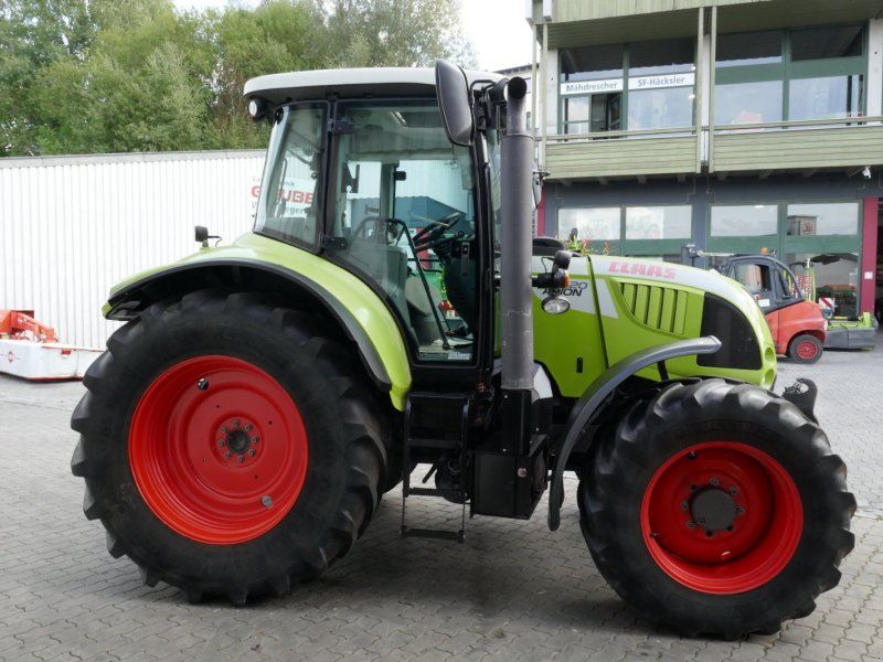 Claas Arion 520 CIS