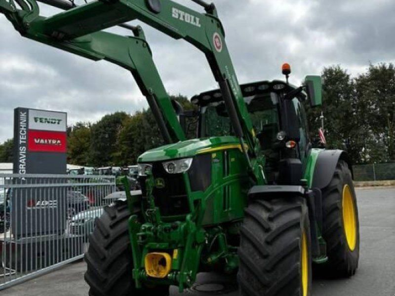 John Deere 6R 230