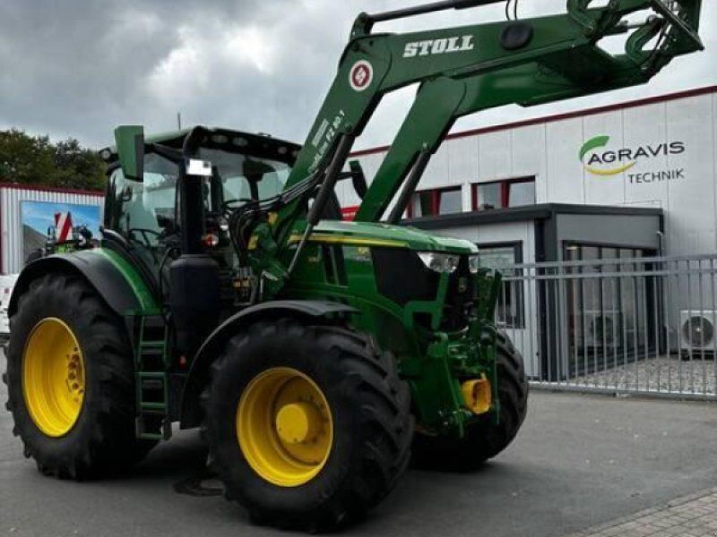 John Deere 6R 230