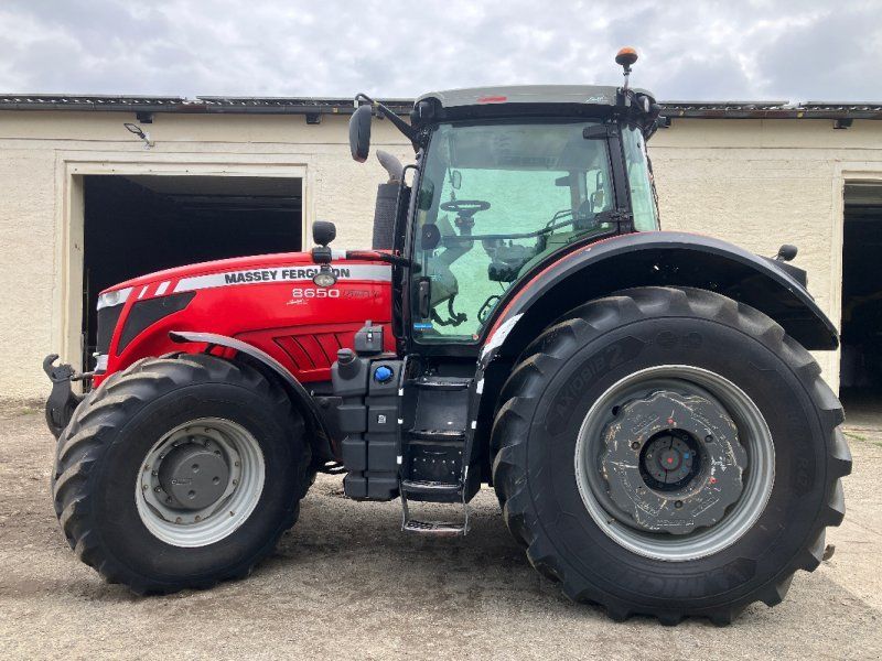 Massey Ferguson 8650