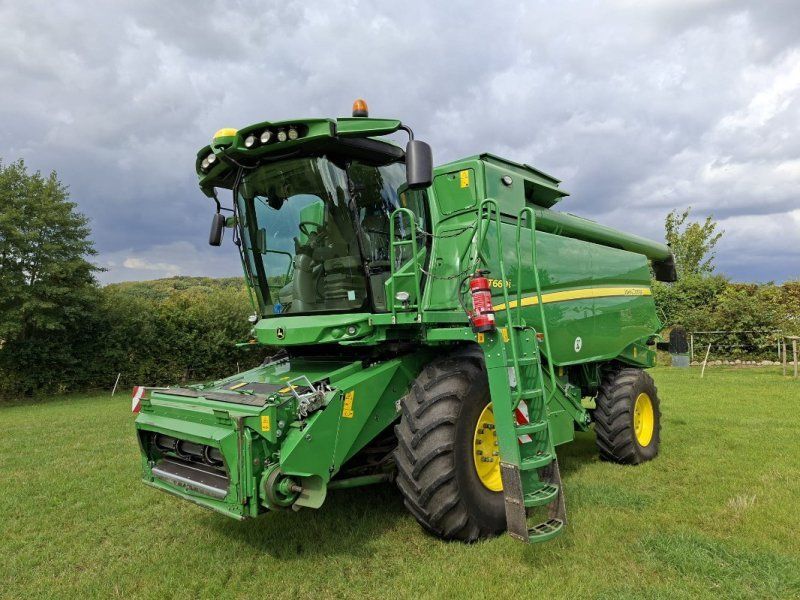 John Deere T660
