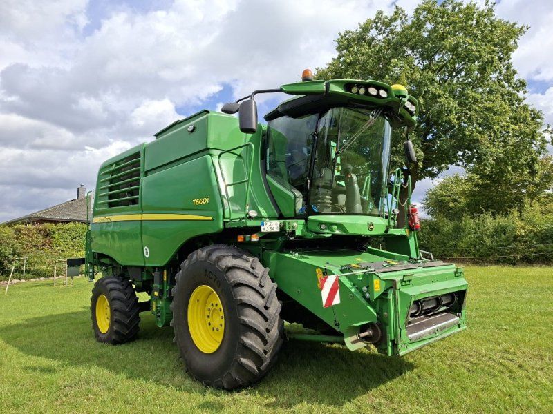 John Deere T660